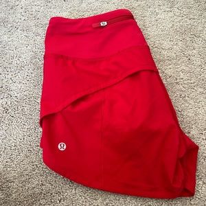 Red Lululemon Speed Up Short 4” inseam - size 4